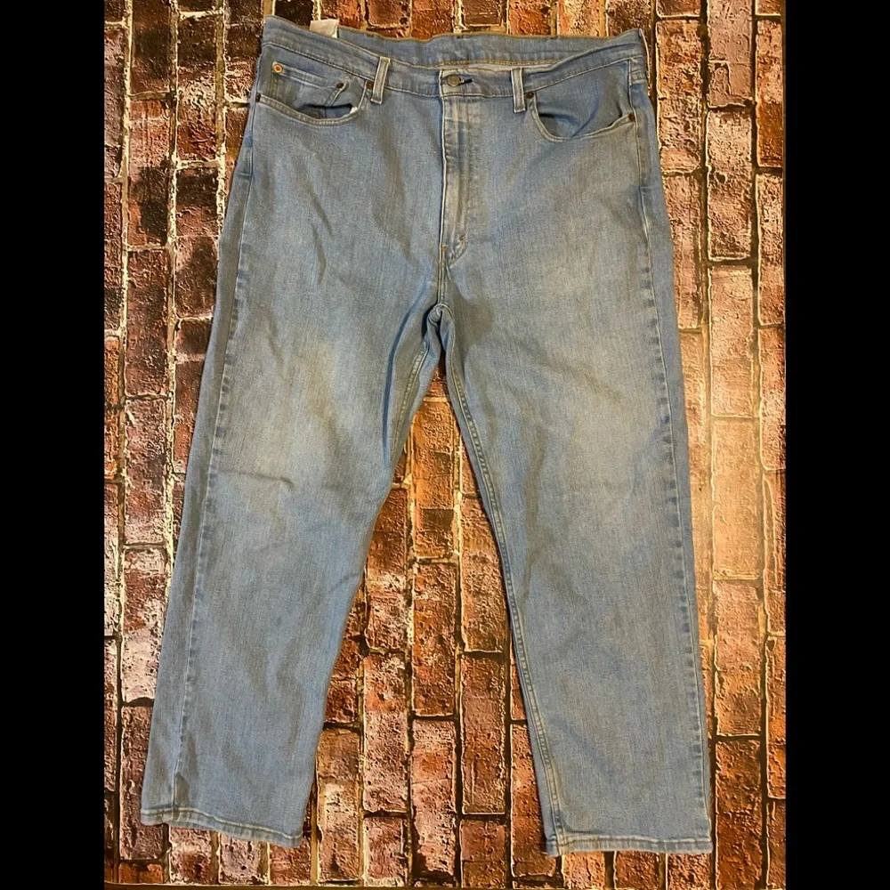 Men’s Levi’s 550 Stretchy Jeans SZ 40/30 Light Blue Wash